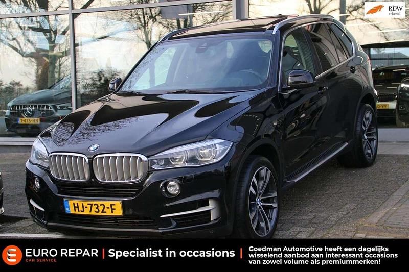 Zwart (metallic) Gebruikt 2015 BMW X5 Executive SUV | € 18.295 (Super prijs) - Afbeelding 1/4