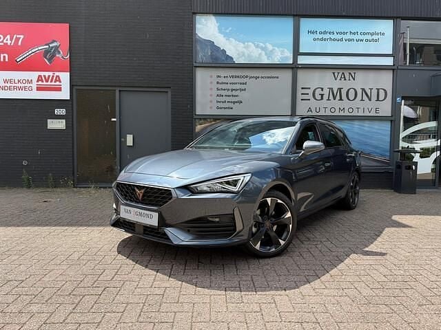 Grijs Gebruikt 2024 Cupra Leon Stationwagen | € 29.950 (Eerlijke prijs) - Afbeelding 1/4