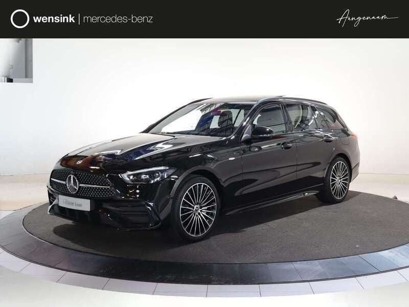 Zwart, metallic lak Nieuw 2025 Mercedes C300e Business Stationwagen | € 64.605 (Eerlijke prijs) - Afbeelding 1/4