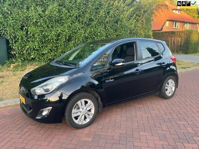 Zwart Gebruikt 2011 Hyundai ix20 MPV | € 3.250 (Eerlijke prijs) - Afbeelding 1/4