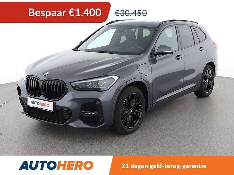 Grijs Gebruikt 2020 BMW X1 M Sport SUV | € 29.249 (Eerlijke prijs) - Afbeelding 1/3