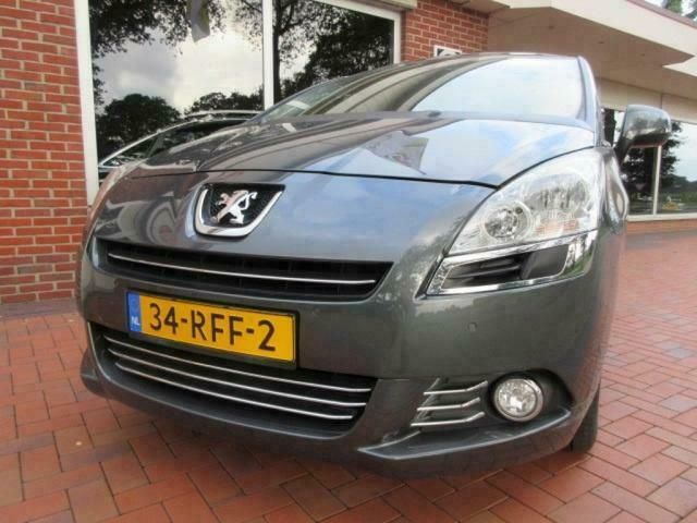 Occasion Peugeot 5008 Family 157 PK (115 kW) 2011 Grijs MPV