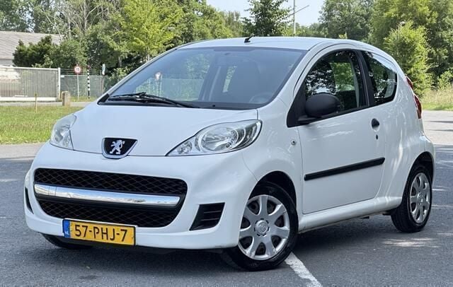 Wit Gebruikt 2011 Peugeot 107 Hatchback | € 1.699 (Goede deal) - Afbeelding 1/4