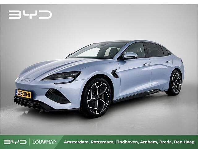 Blauw Gebruikt 2025 BYD Seal Sedan | € 45.950 - Afbeelding 1/4