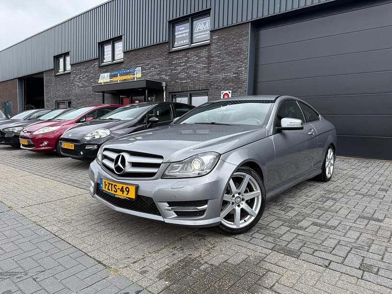 Grijs Occasion 2014 Mercedes C250 Prestige Coupé | € 19.950 - Afbeelding 1/4