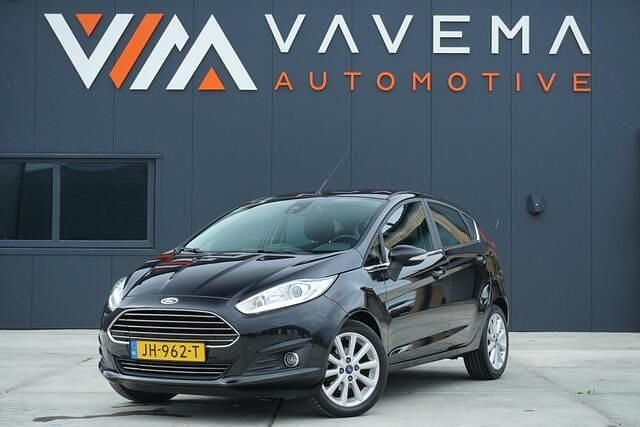Grijs Gebruikt 2016 Ford Focus Titanium Stationwagen | € 6.250 (Super prijs) - Afbeelding 1/2