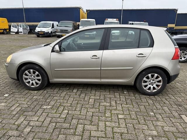 Occasion VW Golf IV 116 PK (85 kW) 2004 Beige (metallic) Hatchback
