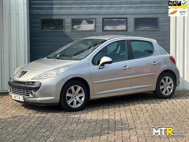 Grijs Gebruikt 2006 Peugeot 207 Hatchback | € 2.250 (Iets duurder) - Afbeelding 1/4