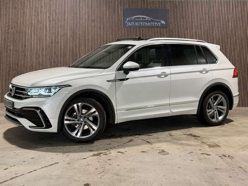Wit, metallic lak Gebruikt 2020 VW Tiguan Business+ SUV | € 28.900 (Iets duurder) - Afbeelding 1/4