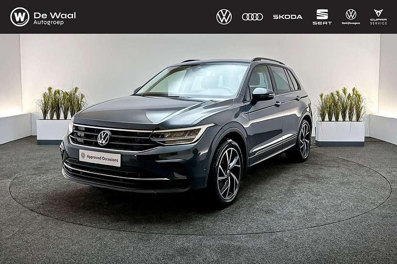 Occasion VW Tiguan Life 150 PK (110 kW) 2023 Dolphin grey SUV