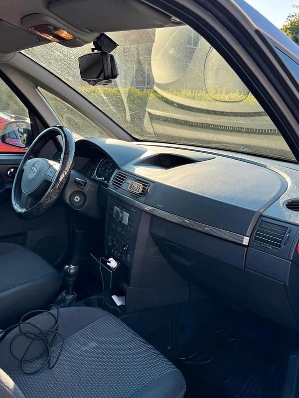 Occasion 2007 Opel Meriva MPV | € 1.650 (Eerlijke prijs) - Afbeelding 1/4