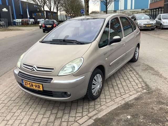Beige Occasion 2006 Citroën Xsara Attraction MPV | € 995 (Super prijs) - Afbeelding 1/4