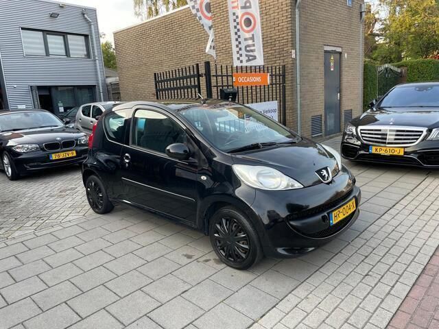 Occasion Peugeot 107 68 PK (50 kW) 2006 Zwart Hatchback