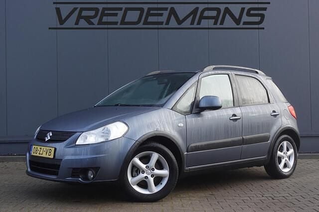 Grijs (metallic) Occasion 2008 Suzuki SX4 MPV | € 1.950 (Goede deal) - Afbeelding 1/4
