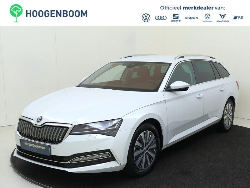 Wit Gebruikt 2021 Skoda Superb Business Line Stationwagen | € 28.750 (Super prijs) - Afbeelding 1/4