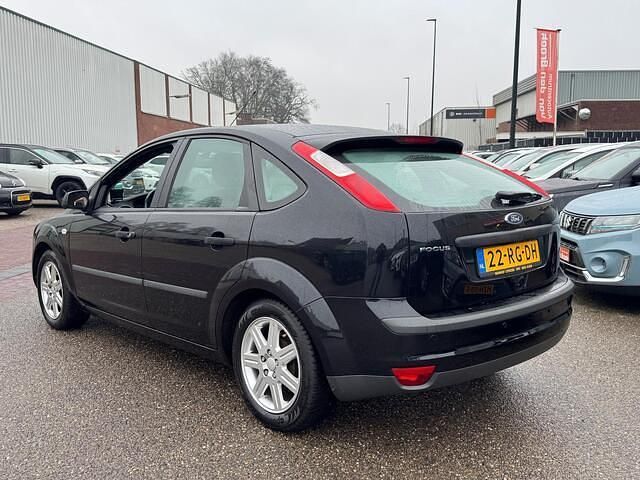 Occasion Ford Focus Trend 101 PK (74 kW) 2005 Zwart Hatchback