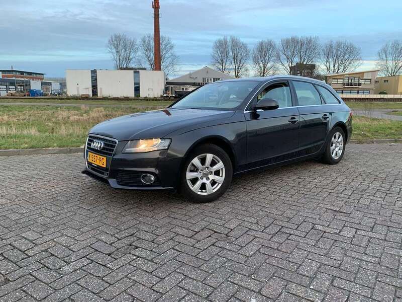 Grijs Gebruikt 2009 Audi A4 Stationwagen | € 7.900 (Iets duurder) - Afbeelding 1/4