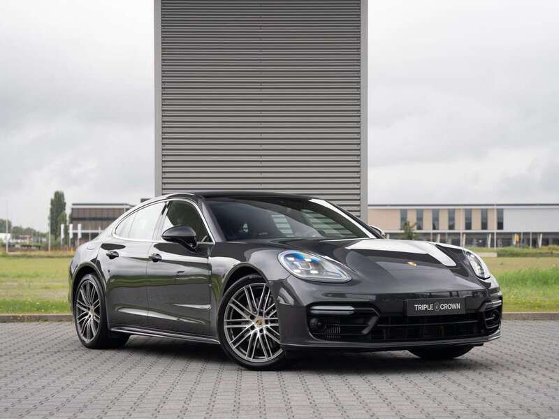 Grijs Gebruikt 2018 Porsche Panamera Sport Sedan | € 61.950 (Eerlijke prijs) - Afbeelding 1/4