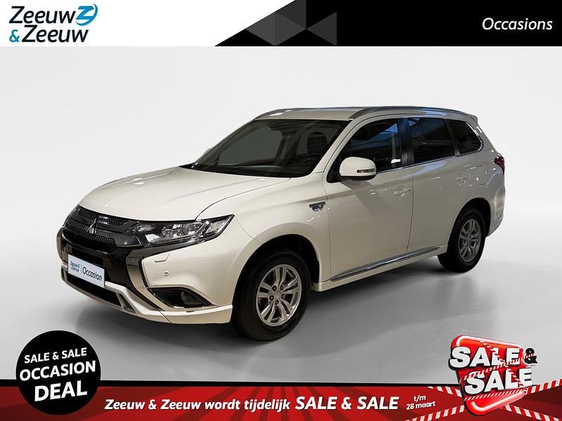 Occasion Mitsubishi Outlander P-HEV 68 PK (50 kW) 2019 Wit SUV
