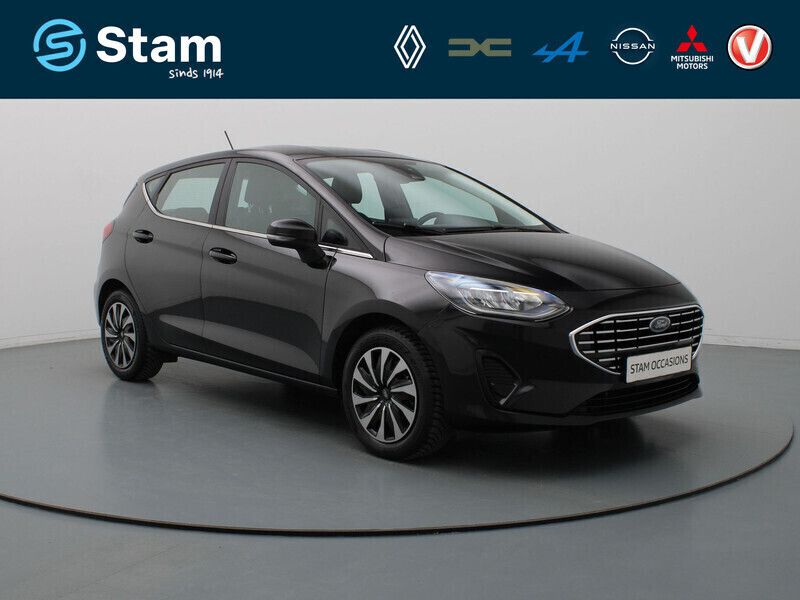 Zwart Gebruikt 2023 Ford Fiesta Titanium Hatchback | € 17.990 (Goede deal) - Afbeelding 1/4