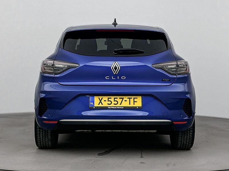 Occasion Renault Clio V Techno 2024 Blauw Hatchback
