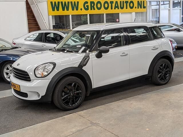 Wit Gebruikt 2011 Mini One Countryman SUV | € 6.744 (Eerlijke prijs) - Afbeelding 1/4