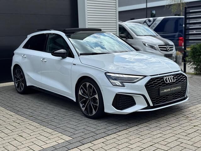 Occasion Audi A3 Sportback S-Line 150 PK (110 kW) 2021 Wit Hatchback