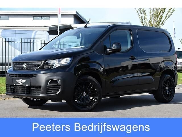Zwart Nieuw 2024 Peugeot E-Partner MPV | € 22.995 (Eerlijke prijs) - Afbeelding 1/4