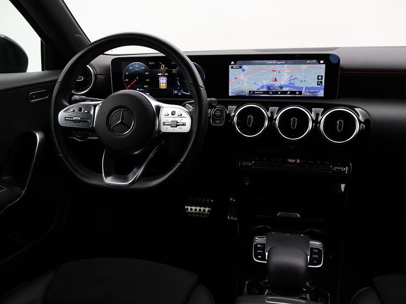 Occasion Mercedes A200 AMG 163 PK (119 kW) 2019 Grijs Hatchback