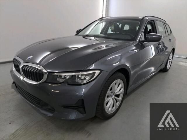 Grijs Gebruikt 2022 BMW 318 Stationwagen | € 25.450 (Eerlijke prijs) - Afbeelding 1/4