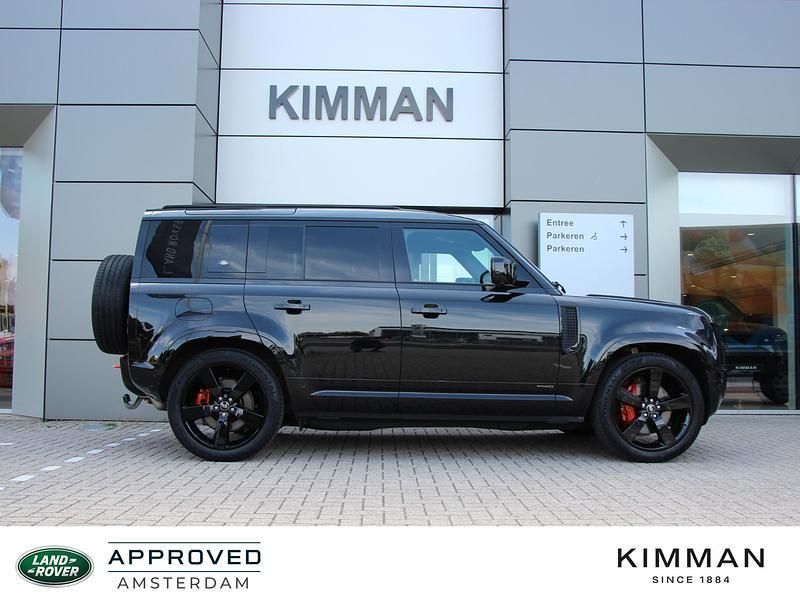 Santorini black (donker zwart)zwart ebony Gebruikt 2021 Land Rover Defender SUV | € 77.500 (Super prijs) - Afbeelding 1/4