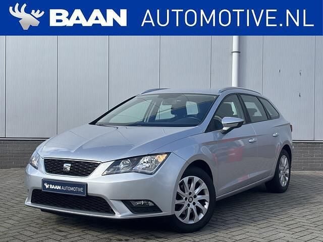 Grijs Gebruikt 2015 Seat Leon ST Style Stationwagen | € 8.999 (Goede deal) - Afbeelding 1/4