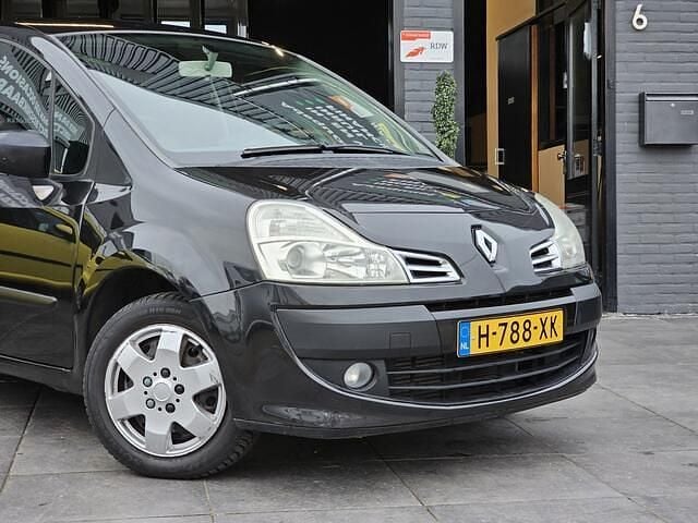 Occasion Renault Grand Modus Expression 101 PK (74 kW) 2009 Bruin MPV