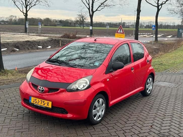 Gebruikt 2007 Toyota Aygo Hatchback | € 1.499 (Super prijs) - Afbeelding 1/4