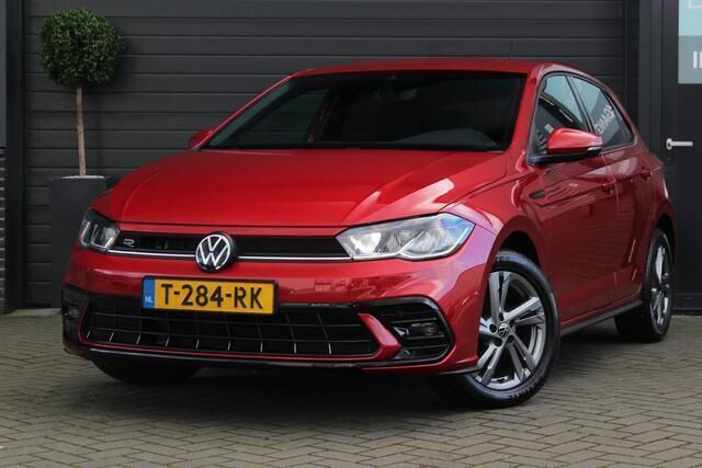 Rood Gebruikt 2023 VW Polo R-line Hatchback | € 20.995 (Eerlijke prijs) - Afbeelding 1/4