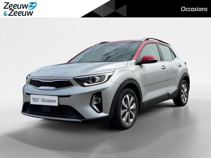 Grijs Occasion 2025 Kia Stonic SUV | € 22.920 (Super prijs) - Afbeelding 1/4