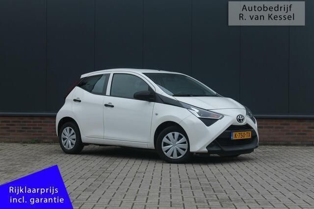 Wit Gebruikt 2021 Toyota Aygo Hatchback | € 8.450 (Super prijs) - Afbeelding 1/4