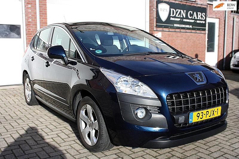 Blauw Occasion 2011 Peugeot 3008 MPV | € 4.945 (Eerlijke prijs) - Afbeelding 1/4