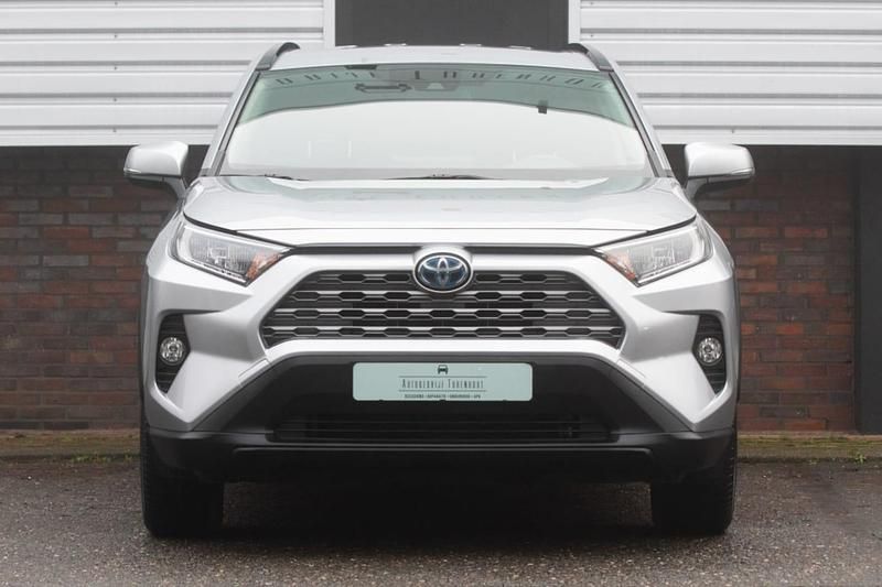 Grijs Gebruikt 2021 Toyota RAV4 Hybrid Style SUV | € 30.950 (Goede deal) - Afbeelding 1/4