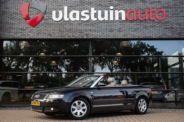 Zwart Gebruikt 2004 Audi A4 Cabriolet Design Cabriolet | € 3.950 - Afbeelding 1/4