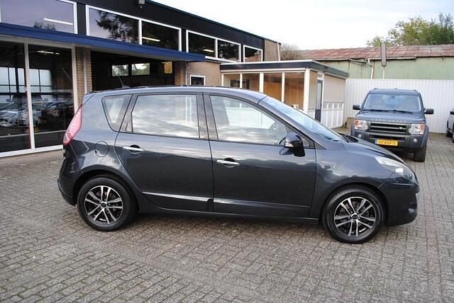 Occasion Renault Scénic III Business 131 PK (96 kW) 2009 Grijs MPV