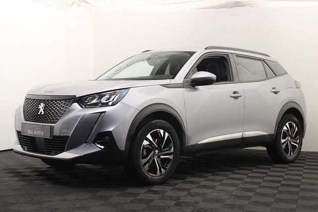 Grijs Gebruikt 2020 Peugeot 2008 Allure SUV | € 14.750 (Goede deal) - Afbeelding 1/4