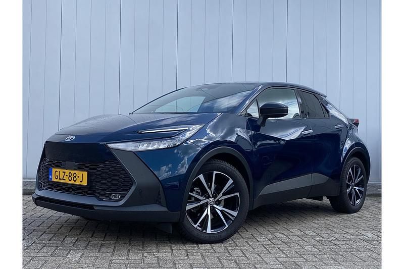Blauw Gebruikt 2024 Toyota C-HR SUV | € 33.349 (Duur) - Afbeelding 1/1