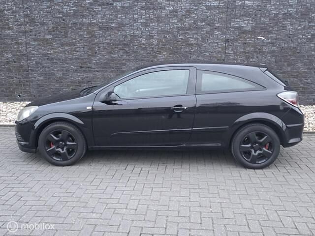 Occasion Opel Astra GTC Edition 105 PK (77 kW) 2006 Zwart Hatchback