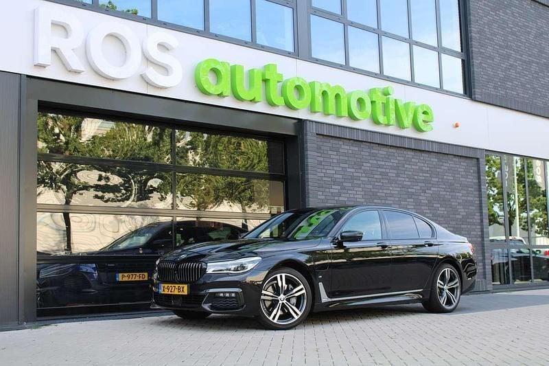 Zwart Gebruikt 2018 BMW 740 Executive Sedan | € 37.950 (Eerlijke prijs) - Afbeelding 1/4