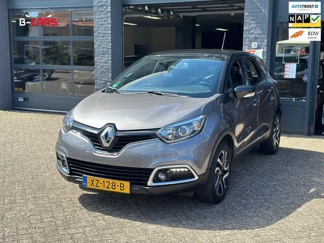 Grijs Gebruikt 2017 Renault Captur Dynamique SUV | € 8.999 (Eerlijke prijs) - Afbeelding 1/4