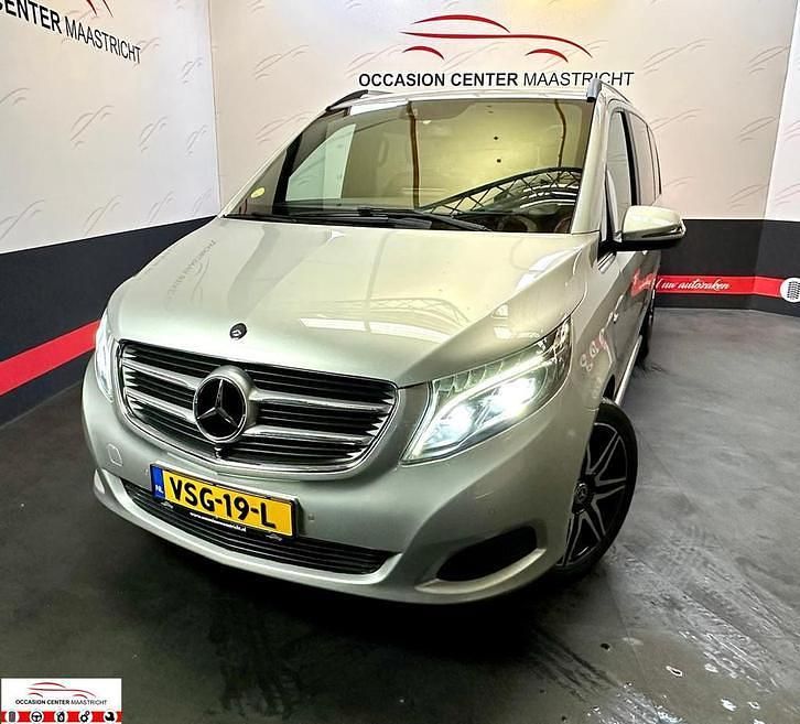 Occasion 2017 Mercedes V250 Avantgarde MPV | € 28.999 (Eerlijke prijs) - Afbeelding 1/4