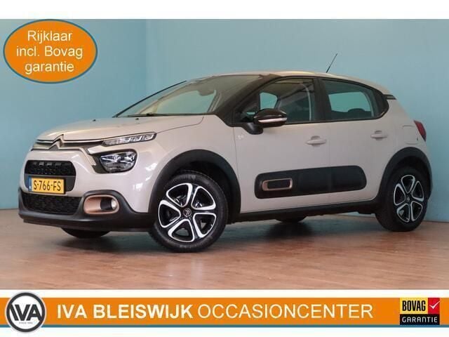 Grijs Gebruikt 2022 Citroën C3 PureTech Hatchback | € 13.888 (Eerlijke prijs) - Afbeelding 1/3