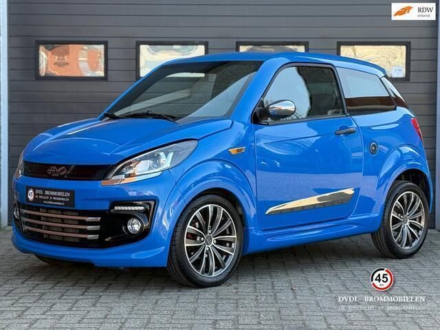 Blauw Gebruikt 2020 Ligier JS50 Hatchback | € 13.950 (Eerlijke prijs) - Afbeelding 1/4