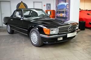 Zwart040 Gebruikt 1987 Mercedes 560 Cabriolet | € 30.900 - Afbeelding 1/4